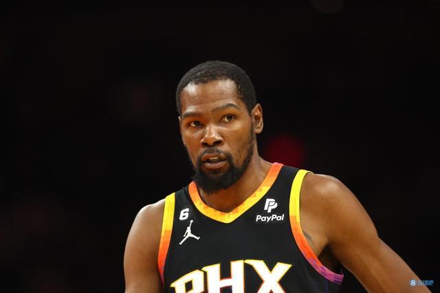 具备高个子 具备高个子