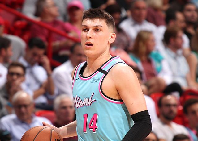 龄的影响下 龄的影响下