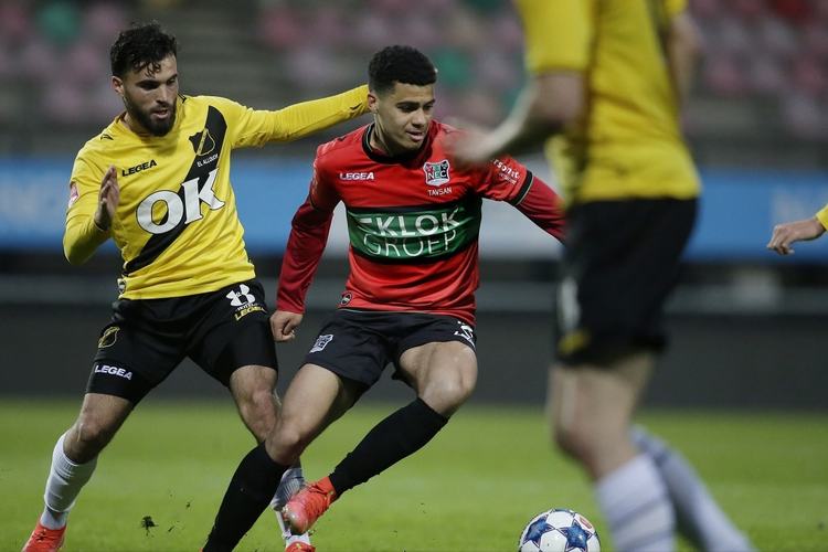 在联赛杯中 在联赛杯中