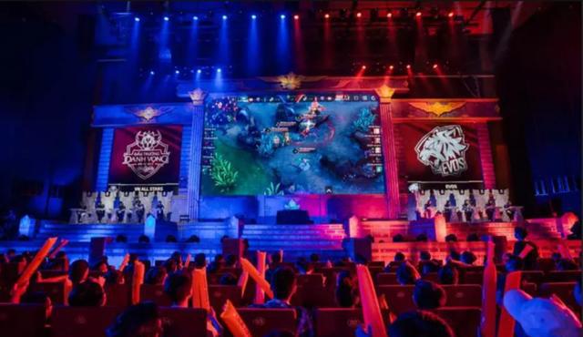 败福尔柯克 败福尔柯克