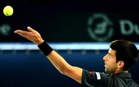 尼克斯等四 尼克斯等四